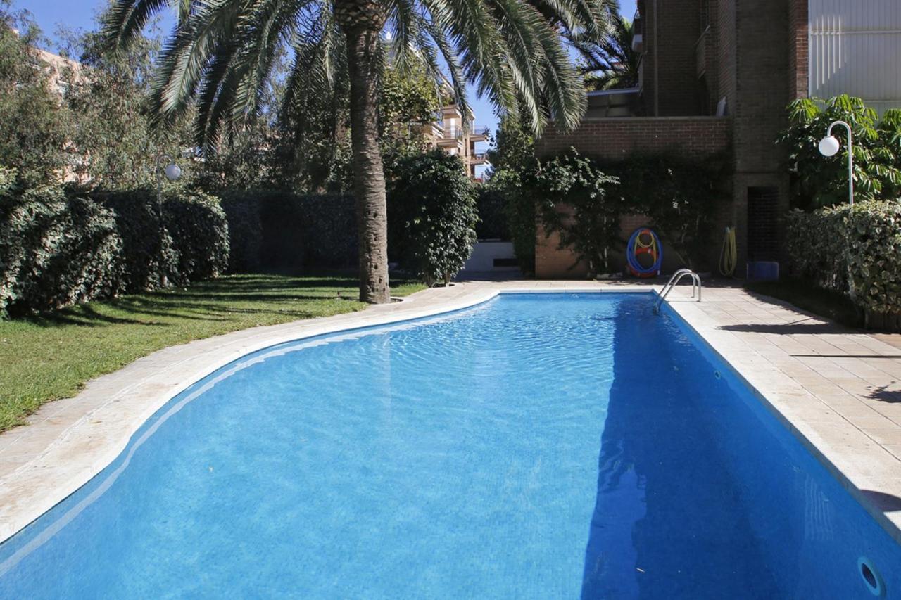 At011 Primera Linea Con Piscina Torredembarra Exterior photo